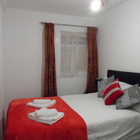 Metro House Star Accommodation 伦敦 外观 照片