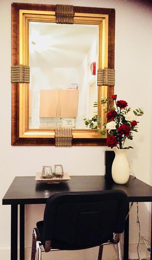 Metro House Star Accommodation 伦敦 外观 照片