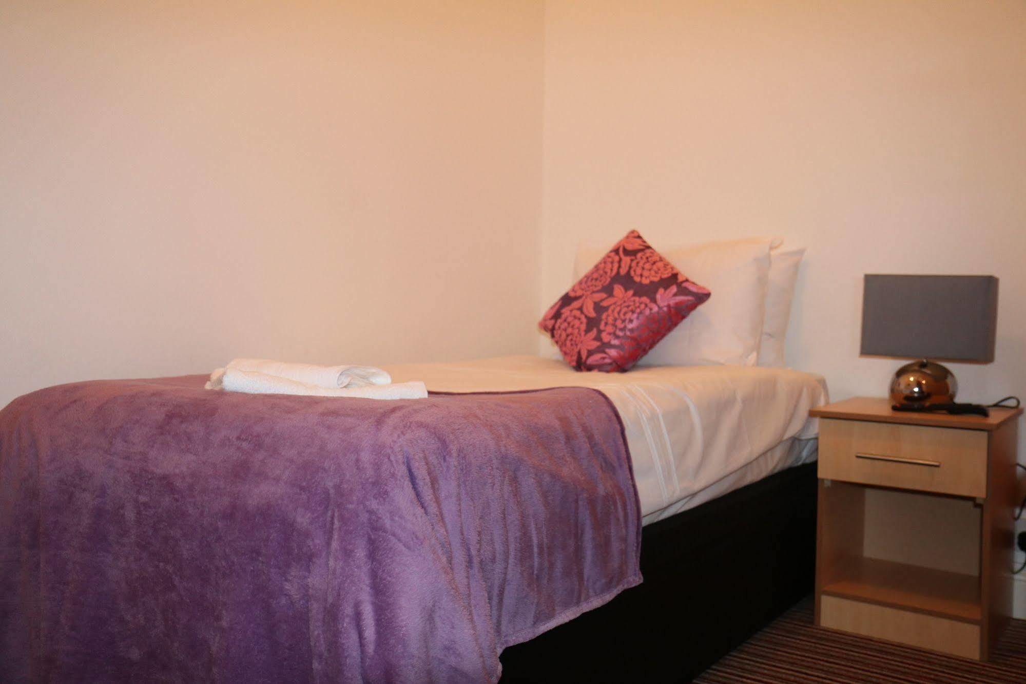 Metro House Star Accommodation 伦敦 外观 照片